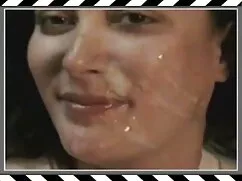 パートナーは馬がソファの上に女の子の目を ...